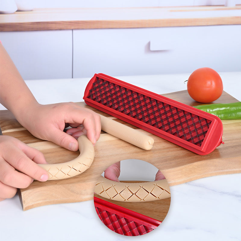 Cross - Groove Sausage & Hot Dog Slicer: Precision Mesh, Ideal Kitchen Accessory.